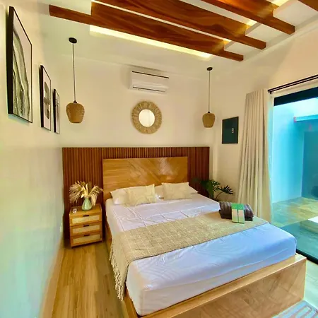 Villa Yumi Lucena Exterior photo