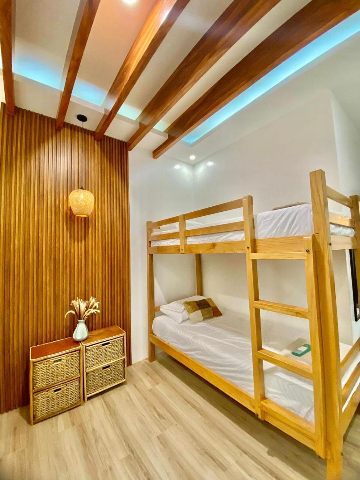 Yumi Villa *